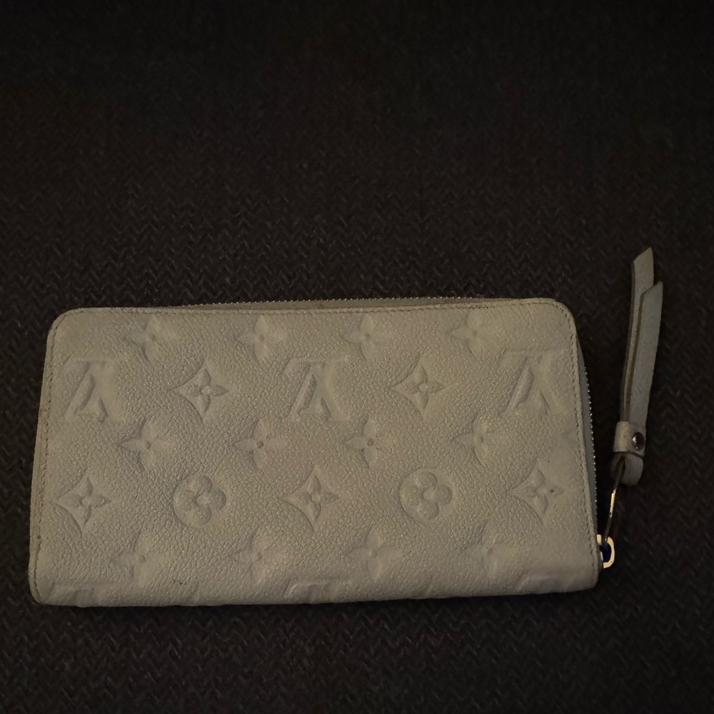 Louis Vuitton Monogram Empreinte Leather Zippy Wallet